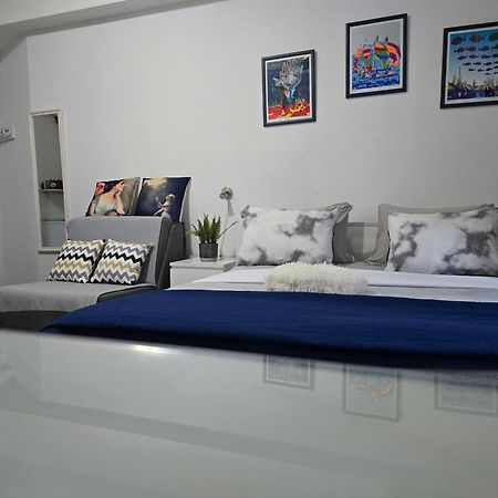 Nicky&Lucky Rooms Split Luaran gambar