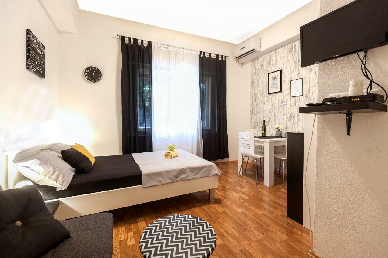 Nicky&Lucky Rooms Split Luaran gambar